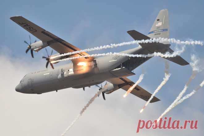 Фотография Lockheed EC-130J Hercules (19-5942) - FlightAware