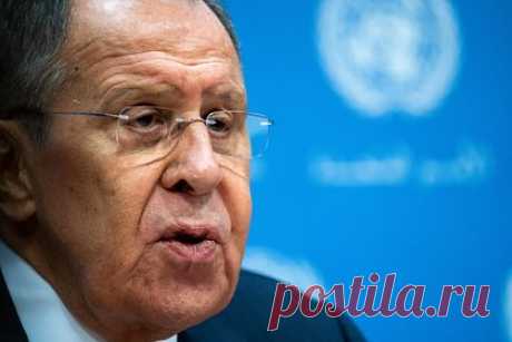 Лавров назвал следующую возможную жертву в гибридной войне Запада. Министр иностранных дел России Сергей Лавров заявил, что Молдавия может стать следующей жертвой в гибридной войне Запада. Он также добавил, что одной из сорванных попыток урегулировать конфликт в Приднестровье был меморандум Козака, который еще 20 лет назад предусматривал федерализацию республики.