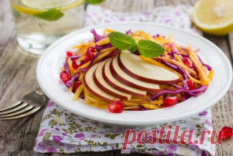 Салат из красной капусты с гранатом