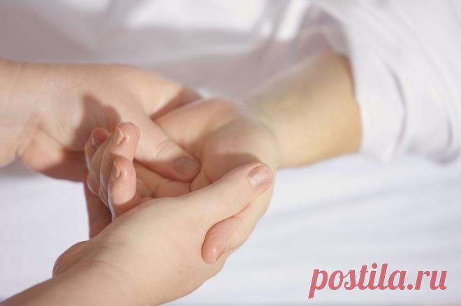 Теопэк - инструкция по применению, дозы, побочные действия, противопоказания, цена, где купить - Лекарственный справочник ГЭОТАР Теопэк – препарат для лечения гипертонии.
Приводит в норму артериальное давление и сердечный ритм.
Выпускается в таблетках по 20 штук в упаковке
Состав препарата Теопэк
В состав препарата входят два действующих компонента – дигидрат эрготамина и магния аспарагинат.
Лекарство выпускается в форме таблеток, покрытых оболочкой, в виде двояковыпуклых пластинок с разделите…