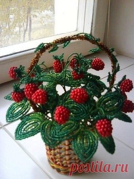 Малинка из бисера