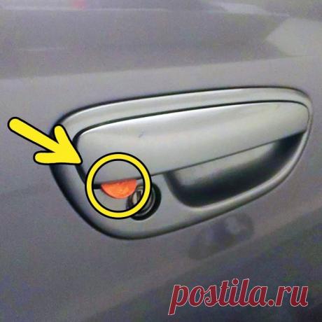 Что нужно делать, если вы увидели монету в ручке двери авто