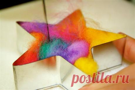 We recently received some beautiful wool rowing, and Kaleena has been asking and asking to do some needle felting, she has watched me do it, but I have been hesitant about allowing her to work…