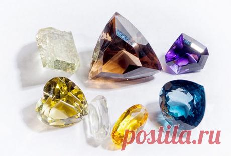 Ваш камень-талисман по месяцу рождения / Мистика