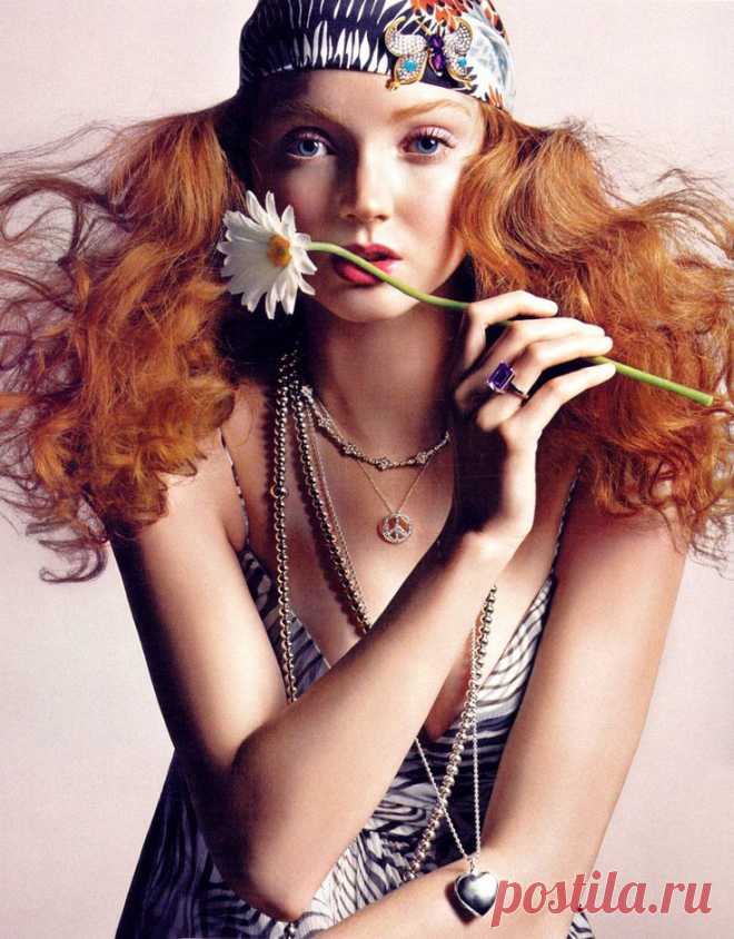 8 Модели с рыжими волосами
Lily Cole