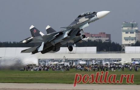 Истребитель Су-30СМ морской авиации впервые примет участие в МАКС-2015