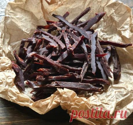 Рассказываю, как охотники летом в жару, сохраняли в тайге свежее добытое мясо, как вялили его не опасаясь мух | Дневники Сибиряка | Яндекс Дзен