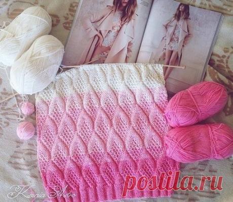 Красивый узор с лицевых и изнаночных петель.