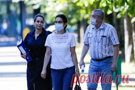 Мособлсуд арестовал обвиняемых в убийстве новорожденного врачей Белую и Сушкевич. Московский областной суд на три месяц арестовал Елену Белую и Элину Сушкевич — врачей, обвиняемых в убийстве младенца в Калининградском роддоме № 4. На решение суда повлияло то, что во время процесса они неоднократно нарушали установленные им ограничения, в частности, пытались воздействовать на свидетелей.