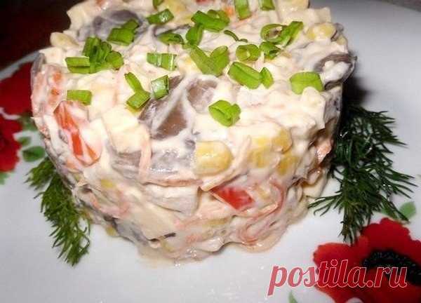 Салат «Мозаика» из курицы, грибов и овощей — вкуснятина из доступных ингредиентов 


Достоин любого праздника!









 
Ингредиенты:
Куриное филе — 1 шт.Шампиньоны — 300 гКорейская морковь — 100 гЛук — 1 шт.Перец болгарский — 1 шт.Сыр твердый — 100 гКукуруза консервированная — 0,…