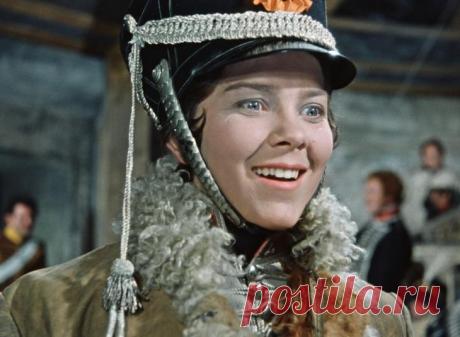 Судьбы любимых актрис: как сложилась жизнь Ларисы Голубкиной