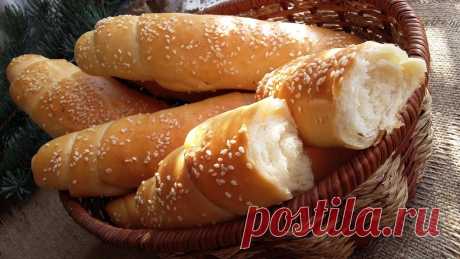 Вкусные хлебные булки с хрустящей корочкой...