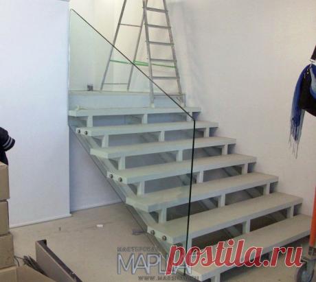 Лестницы, ограждения, перила из стекла, дерева, металла Маршаг – Самонесущие стекло