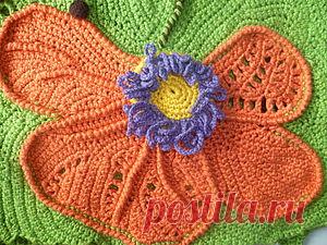 Как я 'рисую' крючком Приветствую всех читателей Журнала. Я рисую с детства. Вначале это были перерисованные открытки, затем - школьные уголки и стенгазеты. В институте также рисовали много (я биолог-химик по образованию). Позже, работая учителем, приходилось многое изображать ('химия в комиксах', как я это называю). Недавно научилась рисовать батик, но после рождения дочери эту затею пришлось временно отложить.