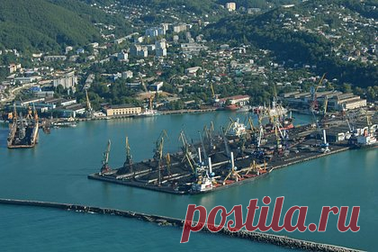 Генпрокуратура потребовала вернуть России стратегический порт