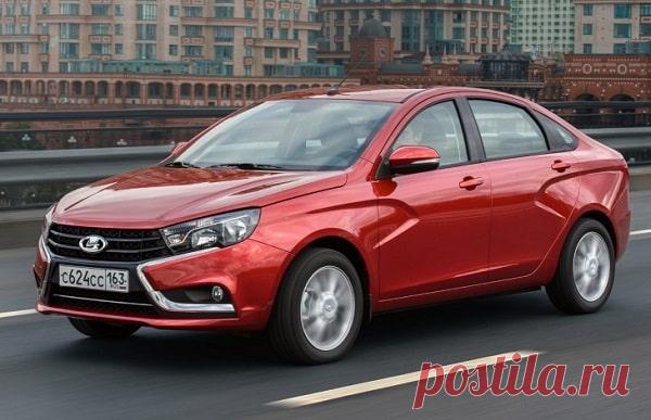 Самые надёжные и дешевые в обслуживании авто с пробегом Российские автомобили Если сравнивать иномарки и отечественные автомобили, то, конечно, последние в эксплуатации обходятся дешевле. Запасные части на машины российского производства стоят меньше, а пр...