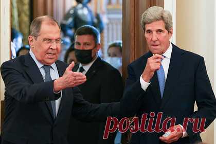 Байден решил обсудить с Россией выбросы метана. Президент США Джо Байден поручил своему спецпредставителю по климату Джону Керри провести министерскую встречу с Россией, а также с Индией, Китаем и Германией. На встрече планируется обсудить сокращение объемов выбросов метана в атмосферу. Сессия должна пройти в ближайшее время.