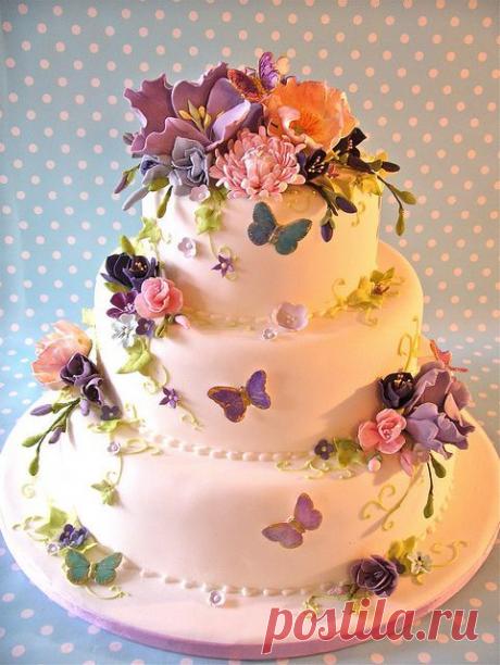 Сердце крыльями бабочка тронула ...Сердце в ответ вздрогнуло…