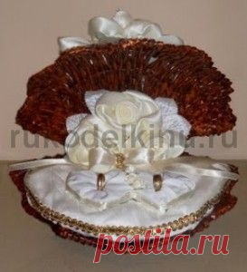 Ракушка-гребешок из газетных трубочек. Идея для плетения. |