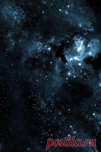 В полночь вселенная пахнет звездами.

#сны_и_явь@intensive_taropy