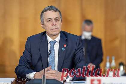 Иньяцио Кассис избран новым президентом Швейцарии. Парламент Швейцарии избрал министра иностранных дел Иньяцио Кассиса новым президентом страны. Кассис сменит нынешнего швейцарского лидера Ги Пармелена 1 января 2022 года. Выбор 60-летнего главы МИД фактически является формальностью, так как год назад он был избран вице-президентом.