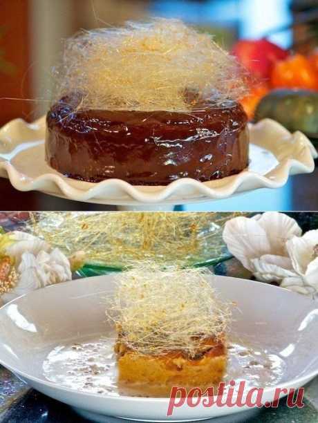 Простая сахарная паутинка как украшение для десертов
