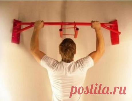 Турник на страже здоровья спины. | ДЕРЖИМ ФОРМУ