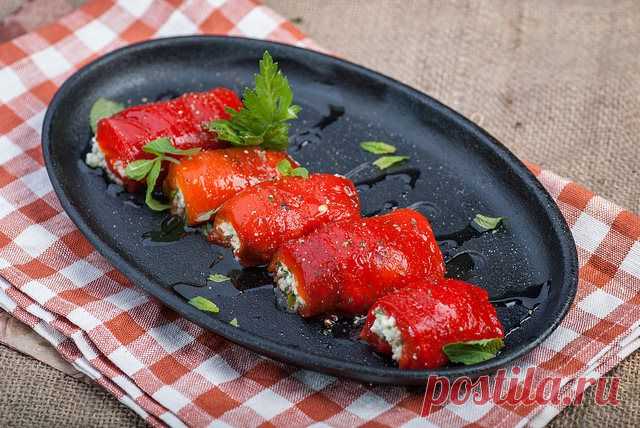 Из Одессы с морковью......., - Минутка Одесской кухни. Печеный сладкий перец с брынзой и зеленью.