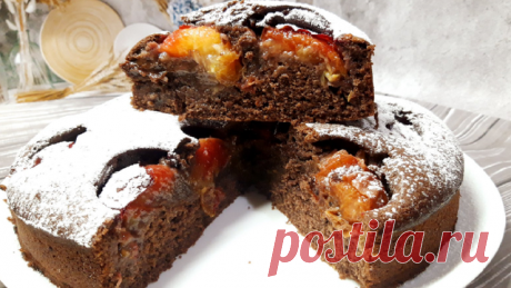 Шарлотка шоколадная со сливами – пошаговый рецепт с фотографиями