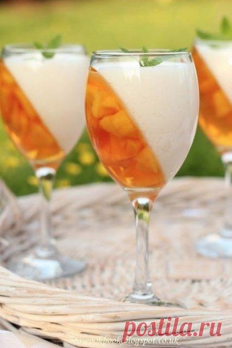 Как приготовить 2-хслойное желе с нектарином - рецепт, ингридиенты и фотографии