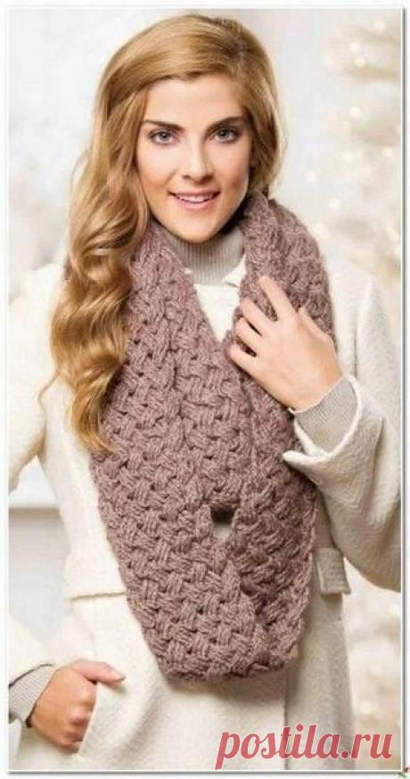 Снуд, связанный узором &quot;плетенка&quot;