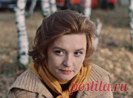 79-летняя Вера Алентова попала в больницу с подозрением на заражение коронавирусом