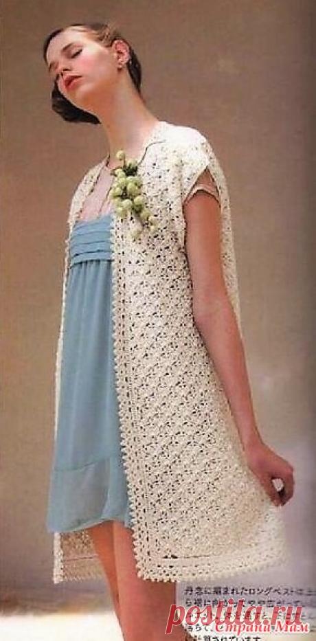 Удлиненный жилет с узором листочки и красивой обвязкой. Крючок. Keito Dama. Summer - №154 - 2012