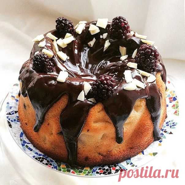 Умопомрачительный кекс с грушами и шоколадом