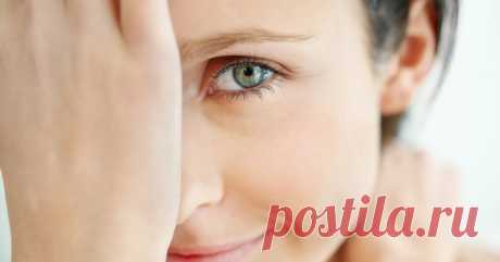 Что делать с подергиванием века Блефаризм -это непроизвольное мышечное сокращение века, у которого может быть множество причин