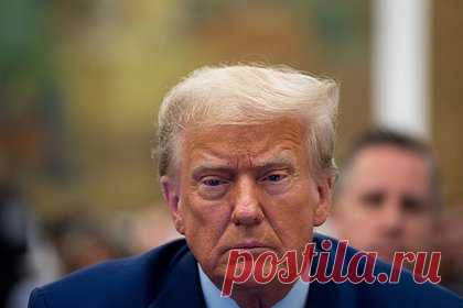 В Британии назвали победу Трампа на выборах самой большой опасностью в 2024 году. Возможная победа Дональда Трампа на выборах президента США является самой большой опасностью в 2024 году. По данным издания The Economist, гражданские иски и уголовные дела сыграли политику на руку. При этом демократы давно и масштабно теряют электорат, говорится в статье.