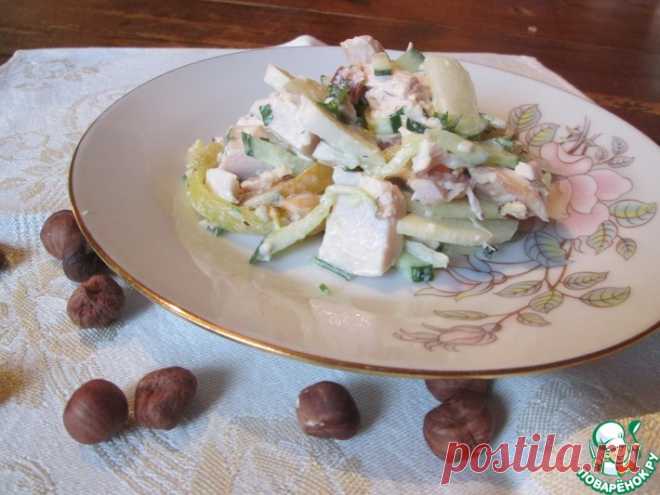 Салат с курицей и грушей Кулинарный рецепт
