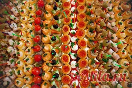 10 ярких идей для канапе на шпажках! Закуска, которая понравится всем | KaifZona.Ru