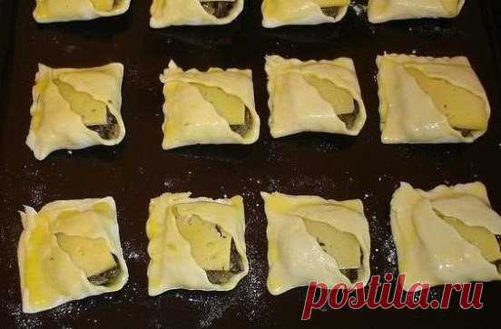 ЗАКУСОЧНЫЕ ПИРОЖКИ С ГРИБАМИ С СЫРОМ