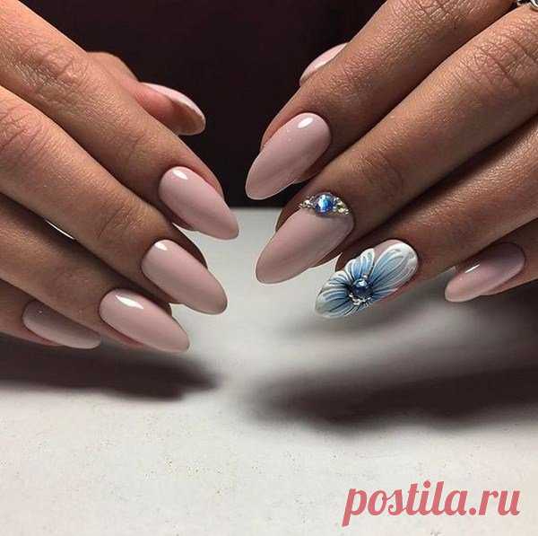 Новинки маникюра с цветами 2023-2024 – модный цветочный нейл-арт, фото дизайна ногтей с цветами