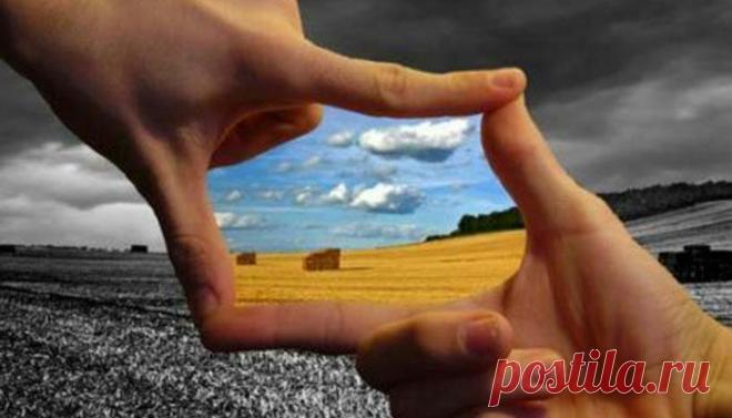 5 мыслей и фраз, которые нужно помнить и говорить себе в тяжелые моменты жизни
Трудности в жизни настигают нас внезапно, без предупреждения, и практически сбивают с ног. Они имеют множество форм, и иногда даже поддержка любимых людей или мудрые книги не помогают преодолеть невзгоды. Чтобы пережить трудные времена, нужно прежде всего мобилизовать все свои внутренние ресурсы. Настроить себя на...
Читай пост далее на сайте. Жми ⏫ссылку выше