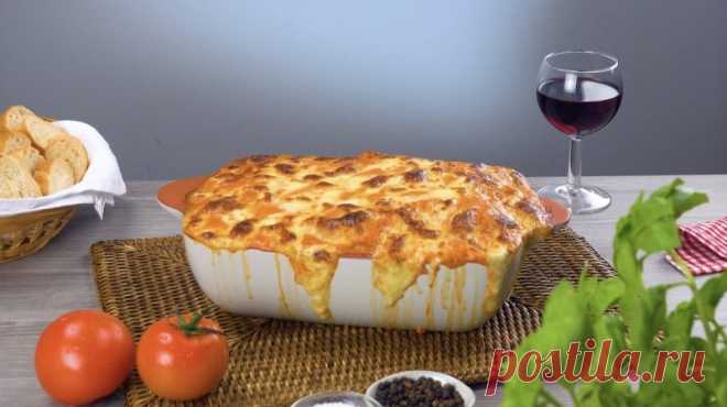 Шницели из куриных грудок, запеченные в пикантном соусе с сыром. Просто мечта!