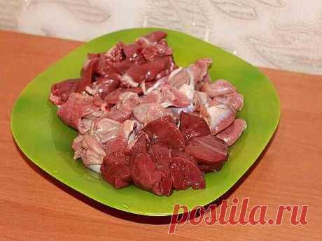 Куриные потроха – польза и вред, калорийность печени, сердечек...