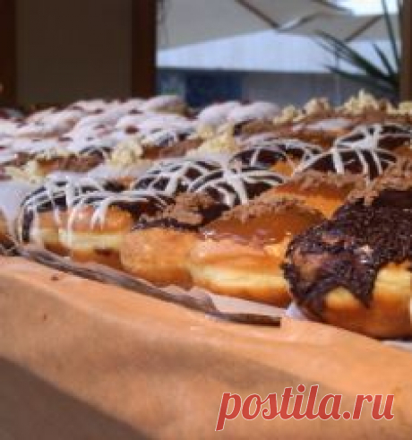 Пончики на каждый день Суфгания (она же пончик) — самое популярное ханукальное блюдо. Рекомендуем рецепты «на каждый день» праздничной ханукальной недели. Так же как картофельные латкес в ашкеназской традиции, суфгания является традиционным ханукальным блюдом в некоторых сефардских общинах