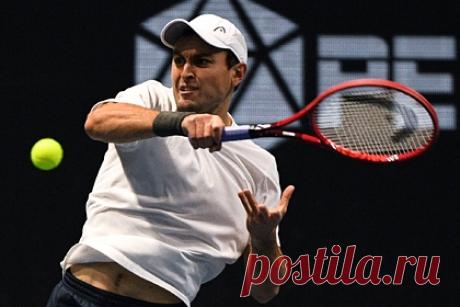 Теннисист Карацев обыграл Энди Маррея в финале турнира в Сиднее. Российский теннисист Аслан Карацев оказался сильнее британца Энди Маррея в финале турнира серии ATP Sydney Tennis Classic. 28-летний россиянин обыграл Маррея со счетом 6:3, 5:3. Матч продлился один час 30 минут. Для Карацева трофей стал первым в году. Sydney Tennis Classic проводился накануне Australian Open.