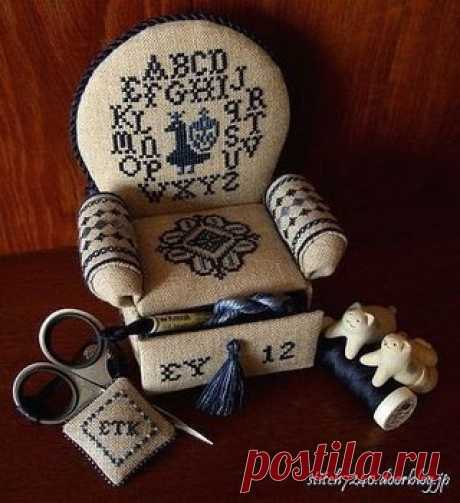 Мини-органайзер для рукодельницы

#игольницы@handmade_blog
#органайзер@handmade_blog