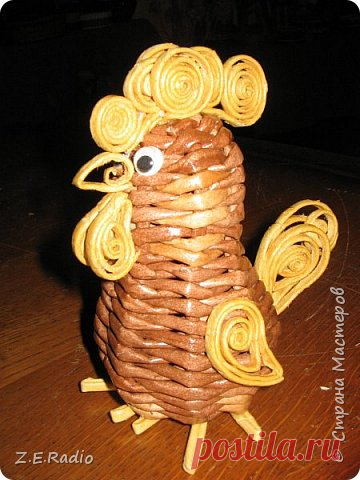 Доброго вечера всем, кто заглянул ко мне на огонёк.  Я обещала, что петушков будет много. И это ещё не все. Следующая партия будет разноцветной. Дома, к сожалению, плести совсем нет времени. Это всё, что на работе успеваю. фото 2