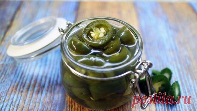 У меня растет (рос) приличный куст 