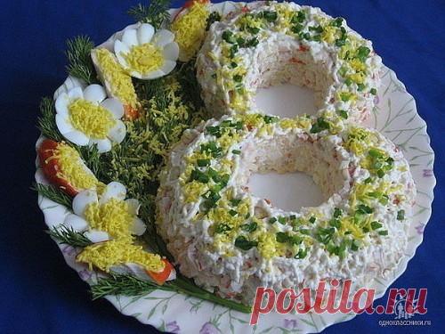 Салаты на 8 марта: рецепты и красивое оформление / Простые рецепты