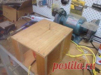 Инструмент своими руками: делаем станок для резки дерева из лобзика — Своими руками